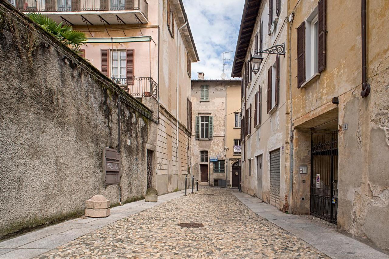 Cortile Del Forno Nel Centro Storico Apartment Arona Exterior photo