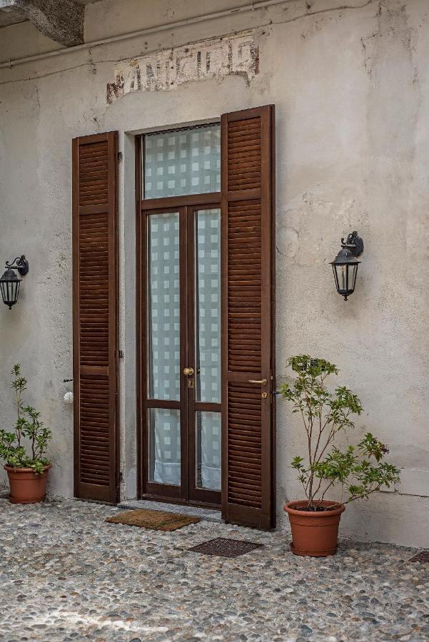 Cortile Del Forno Nel Centro Storico Apartment Arona Exterior photo